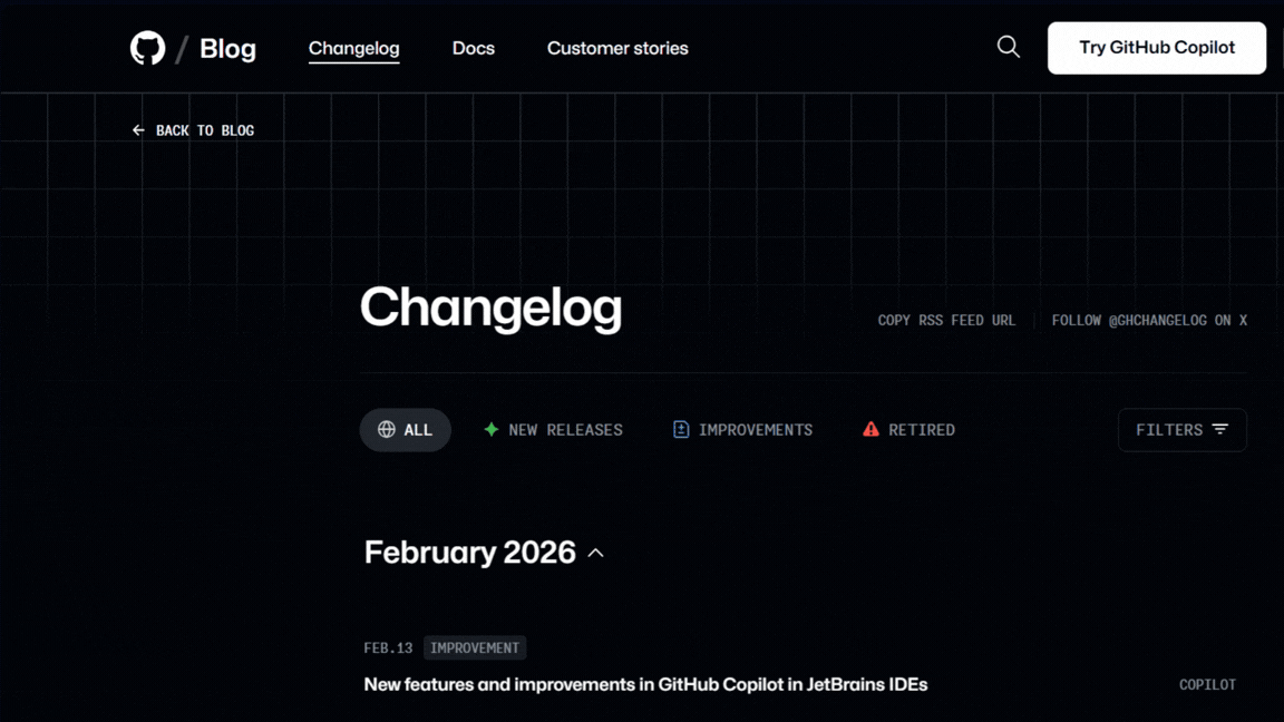 Przykład changeloga od firmy GitHub. Strona jest krótka i przeważają pojedyncze zdania, opisujące zmiany.