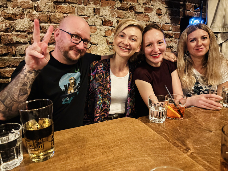 Uczestnicy konferencji na after party